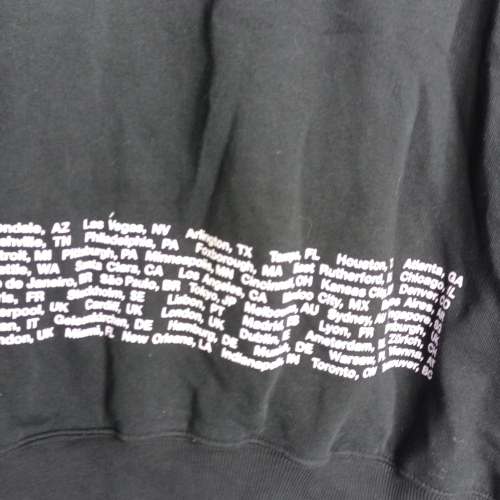 Taylor Swift The Eras Tour Black Crewneck Sweatshirt Large RN102050 Egypt - Picture 5 of 6